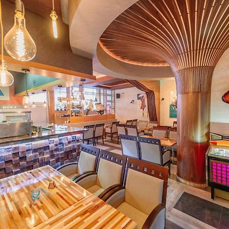 Hotel Havana Лозница Екстериор снимка