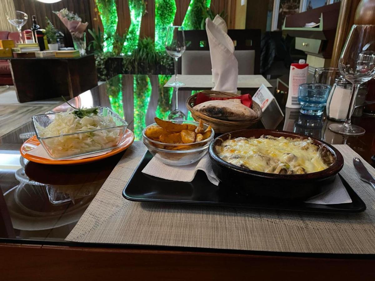 Hotel Havana Лозница Екстериор снимка