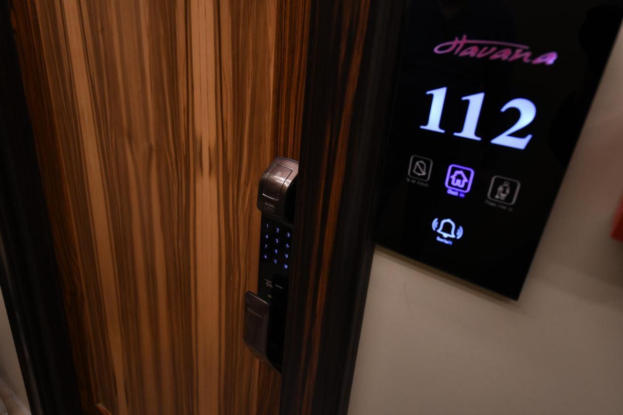 Hotel Havana Лозница Екстериор снимка