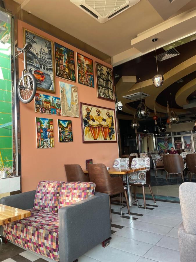 Hotel Havana Лозница Екстериор снимка