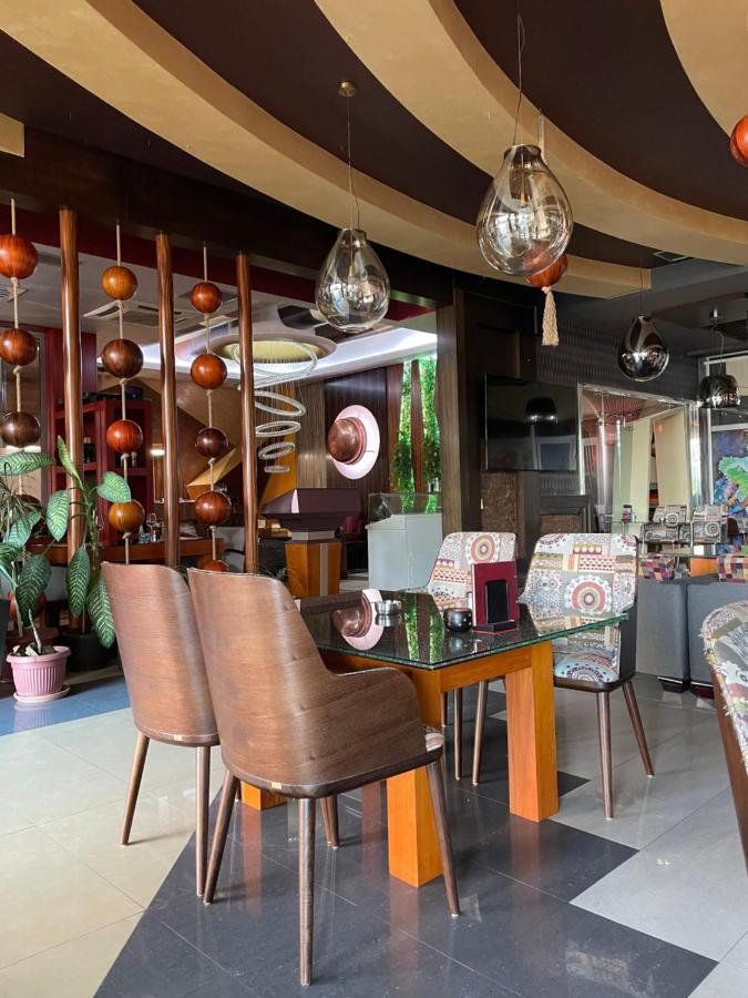 Hotel Havana Лозница Екстериор снимка