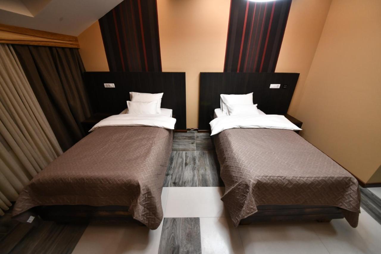 Hotel Havana Лозница Екстериор снимка